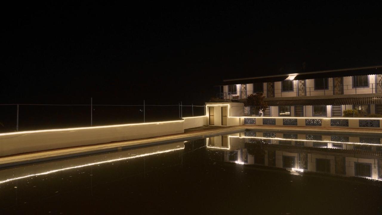 Santorini Vasai Resort 외부 사진
