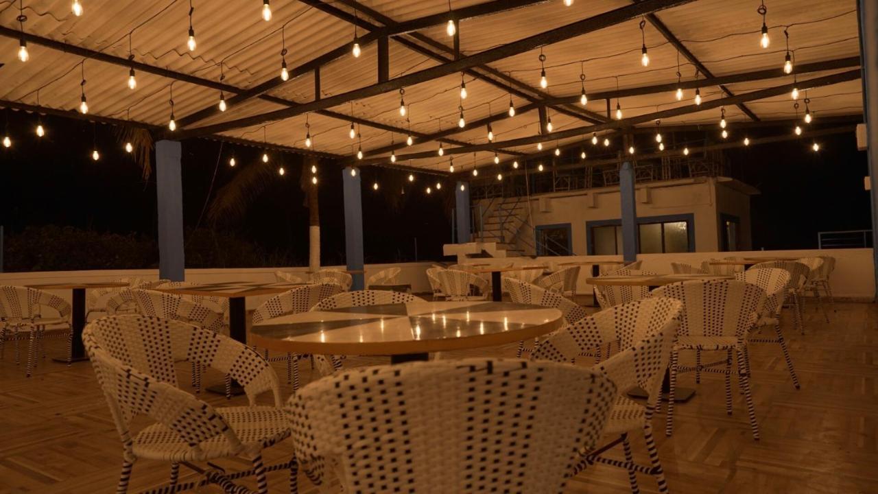 Santorini Vasai Resort 외부 사진
